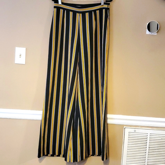 Lena Gabrielle Pants - Lena Gabrielle Striped Wide Leg Pants Size 6
